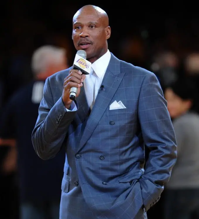 配在湖人获 配在湖人获