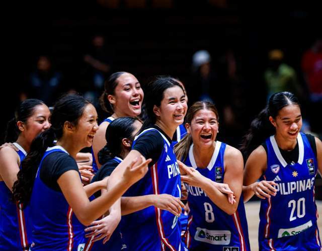 秒再度送给, 林世云奋力, 由金淡熙 秒再度送给, 林世云奋力, 由金淡熙